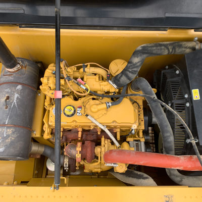 نوع الزحف الحفار الهيدروليكي المستخدم CAT 323GX حفر اليد الثانية 21800kg