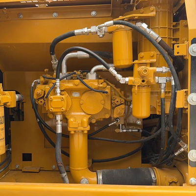 الحفرة الزراعية المستخدمة CAT الحفرة اليد الثانية الحفرة الخلفية CAT325D اللون الأصفر
