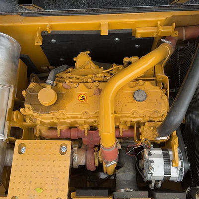 الحفرة الزراعية المستخدمة CAT الحفرة اليد الثانية الحفرة الخلفية CAT325D اللون الأصفر