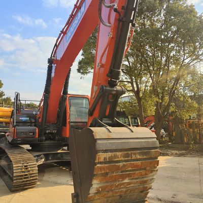 حفرة كبيرة مستعملة حفرة هيدروليكية دوسان DH300 يد ثانية