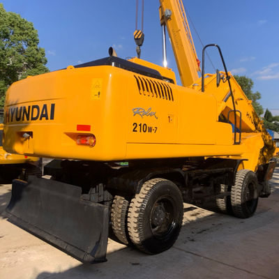 حفرة عجلات HYUNDAI 210W-7 القديمة ، معدات البناء المستعملة 124 كيلوواط للعمل في المناجم