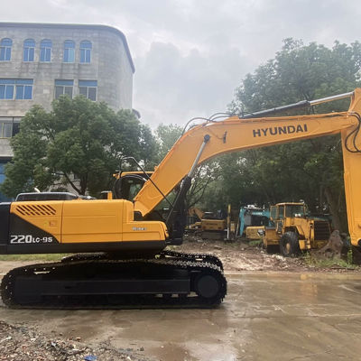 نوع العجلات الحفار الهندي المستعمل الحفار الهندي 220lc-9s المستعمل