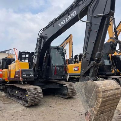 حافلة هيدروليكية من نوع فولفو ذات صيانة جيدة فولفو 150D معدات بناء قديمة