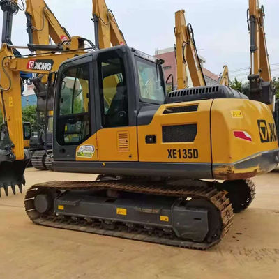 حفرة مستعملة قوية XCMG XE135 الحفرة الهيدروليكية المتنقلة المستخدمة