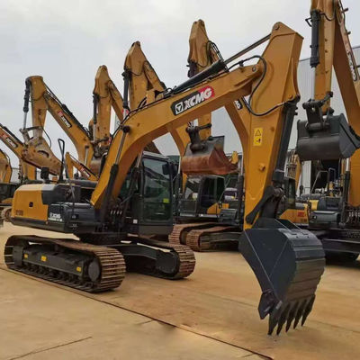 الجهاز الحفري الهيدروليكي XCMG XE135 مع مسار الزحف