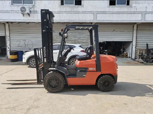 148 كيلو واط 3 طن تويوتا 30 شاحنة ثنائية مستعملة ، محرك ديزل